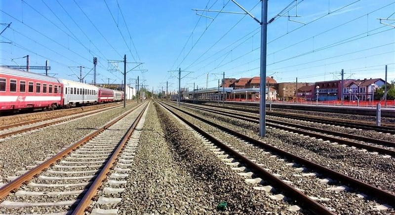 Vonat gázolt halálra egy férfit – Öngyilkosságra gyanakodnak a hatóságok