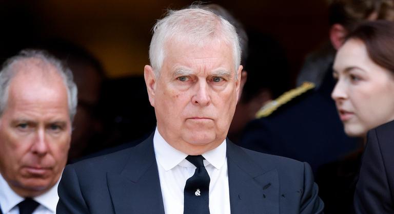 Újabb csapás András hercegnek – III. Károly kezdeményezése a királyi család precedensét is formálja