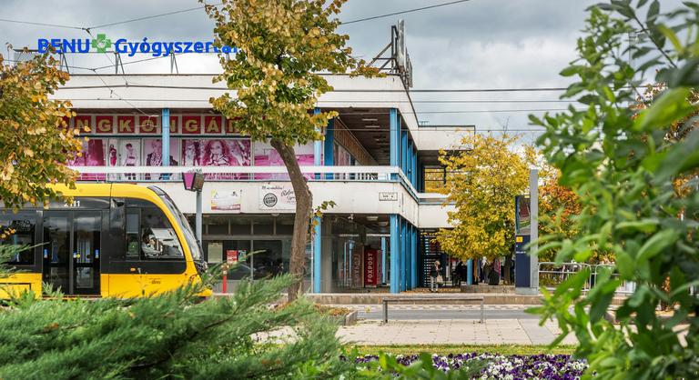 Mintalakótelepnek szánták, de a városközpont épületei felett időközben eljárt az idő