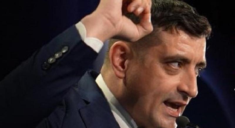 Kitámadta az államfőt és a kormánypártokat az AUR-vezér