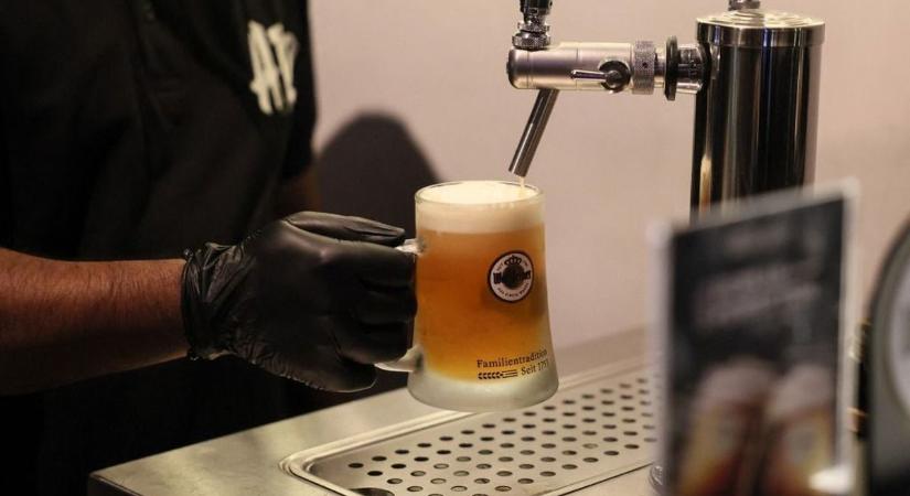 Ez a magyarok pénztárcájára is megérezheti: drágulást jelentettek be az osztrák sörgyártók