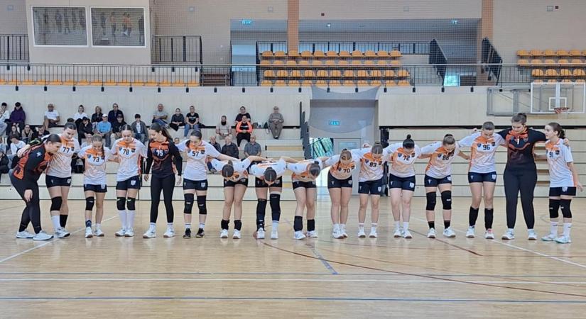 Kézilabda: a Szarvas sem okozott gondot a HLKC U20-nak