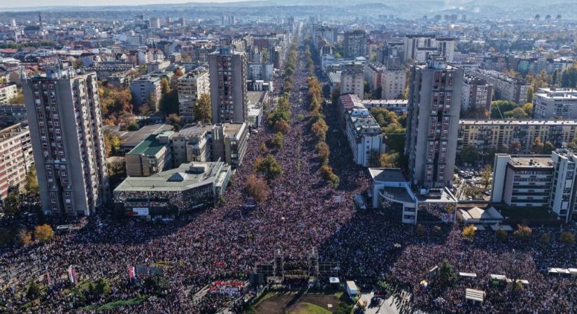 Az archívum szerint sem negyvenezren voltak szombaton Újvidéken