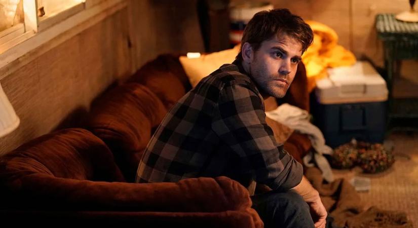 A nézők imádják, a kritikusok nem tudnak betelni vele, és senki sem tudja abbahagyni, ezt a thriller sorozatot mindenkinek látnia kell