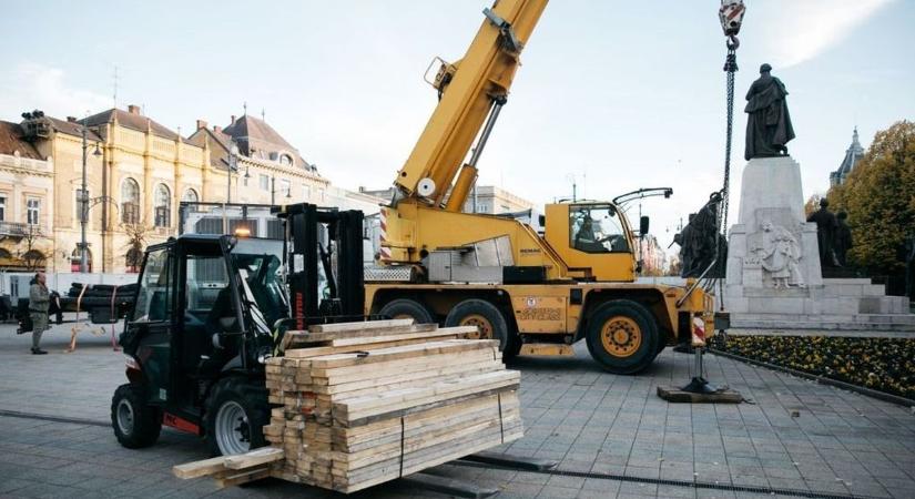 Kiderült, ekkor nyit Debrecenben az adventi jégpálya – videóval