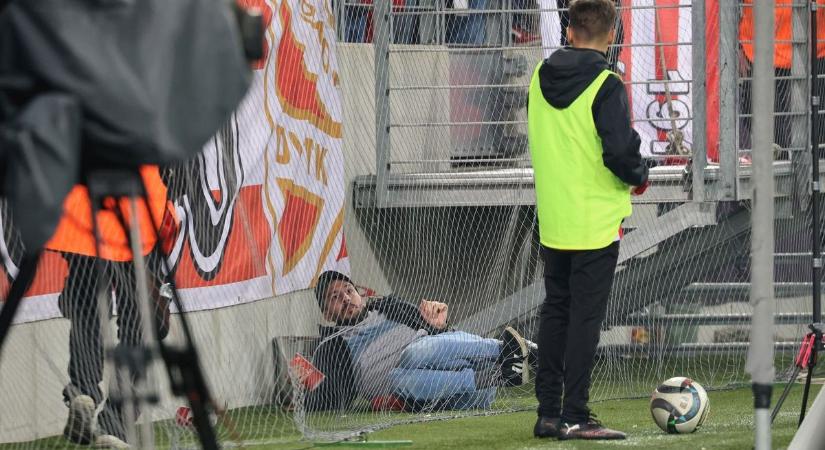 Káosz a stadionban – csak kapkodtuk a fejünket a DVTK meccsén (képekkel, videóval)