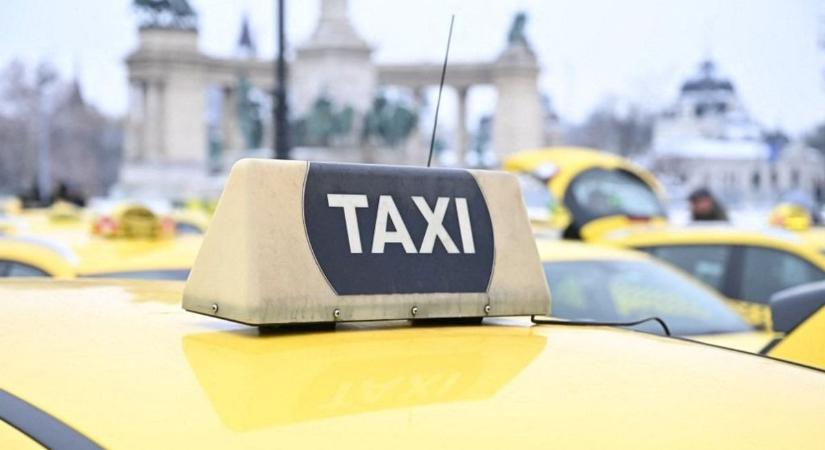 Ez hihetetlen: lehúzza a rolót az egyik legnépszerűbb budapesti taxis cég