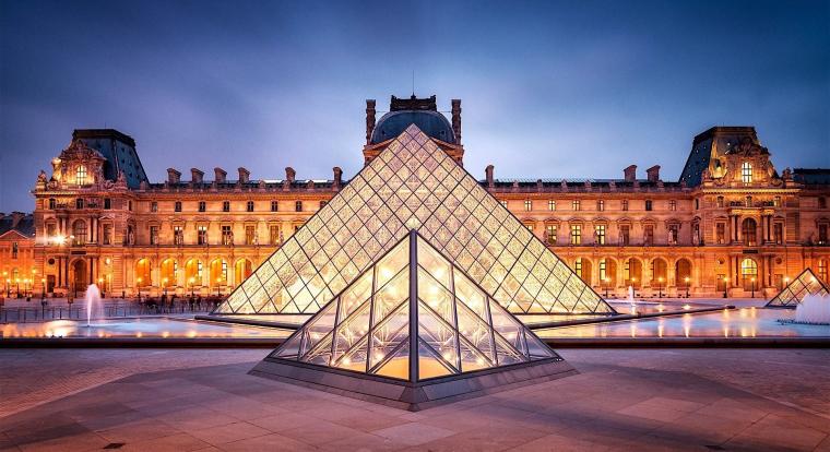 Lebuktak a Louvre amatőr rablói: a 88 milliós műkincslopás mögött kisstílű bűnözők álltak