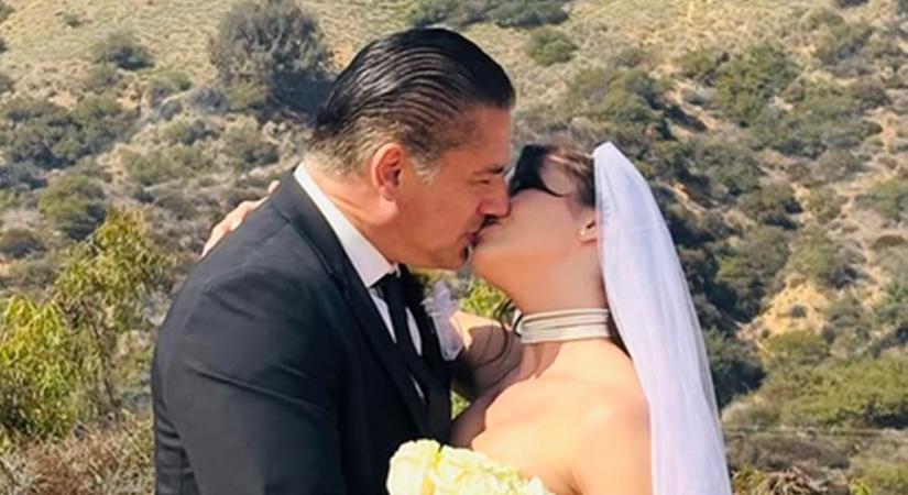 Árpa Attila 19 évvel fiatalabb felesége gyönyörű menyasszony volt