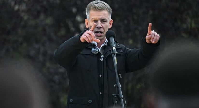 Hont András ezúttal sem kímélte Magyar Pétert, akit kínos magyarázkodásával szembesített