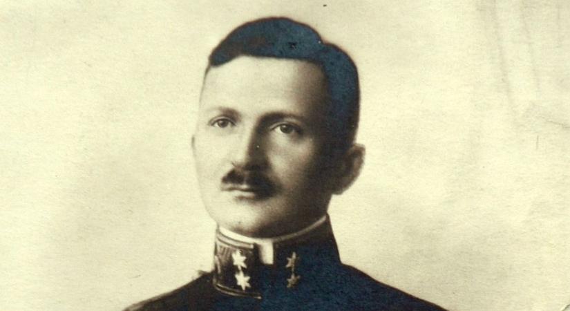 Ilyen állapotban van a csákvári olimpiai bajnok nyughelye