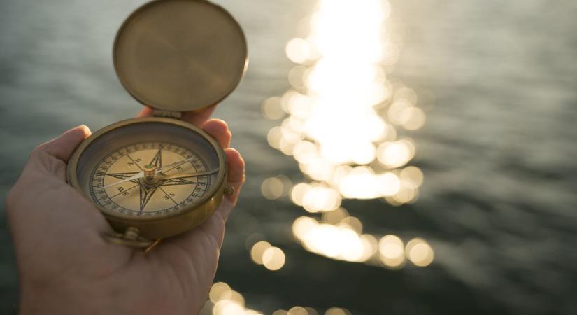 Napi horoszkóp 2025. 11. 03.: November első hétfője: a belső iránytű napja