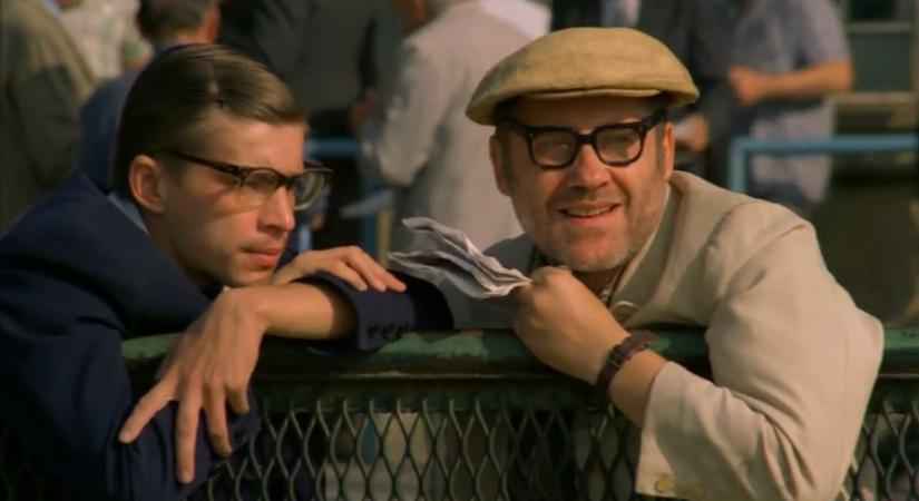 Koltai Róberttel nézhetjük meg Debrecenben egyik leghíresebb művét, a “Sose halunk meg” című filmet