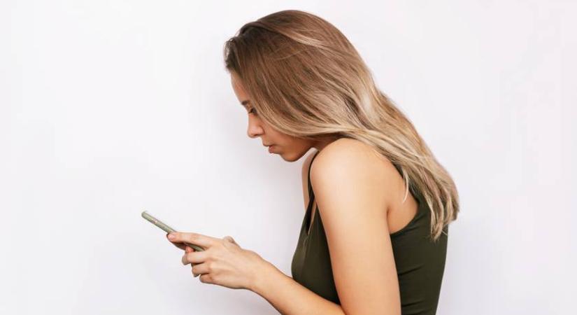 Banyapúpot okoz, és rettenetesen öregít: ezek a gyakorlatok megszüntetik a rossz tartást