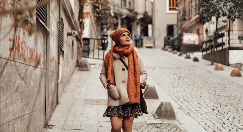 Vezetett séta a szocreál titkain át – fedezze fel Dunaújváros rejtett értékeit!