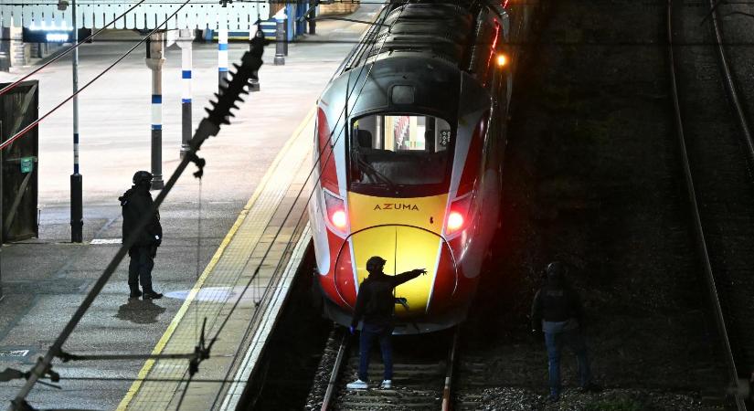 Egy gyanúsítottja van a huntigdoni késelésnek, két ember élet és halál között lebeg a kórházban