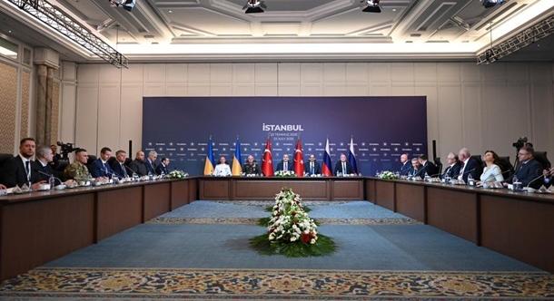 Törökország ismét kész közvetítőként fellépni az Ukrajna és Oroszország közötti béketárgyalásokon