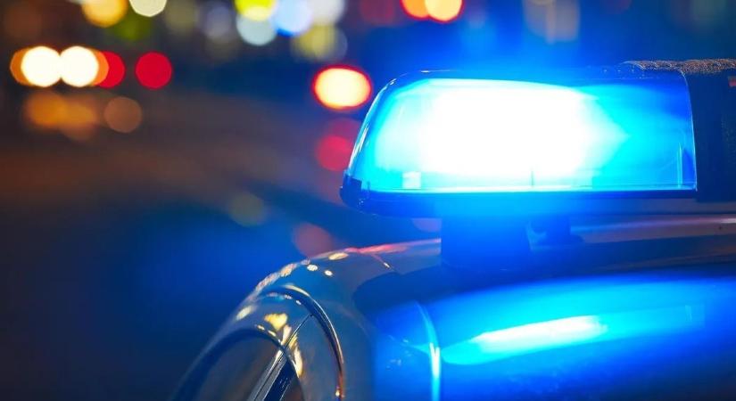 Súlyos baleset Vál és Kajászó között: lezárták az utat