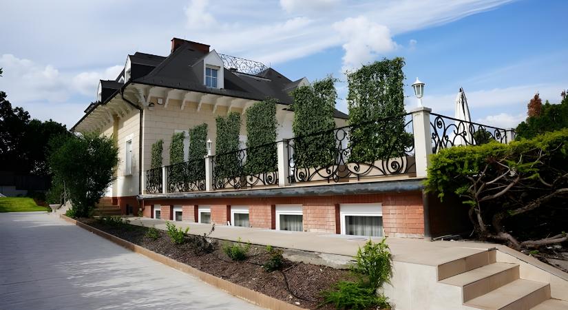 Nyomozás indult az Onkológiai Akadémia Alapítvány ügyében