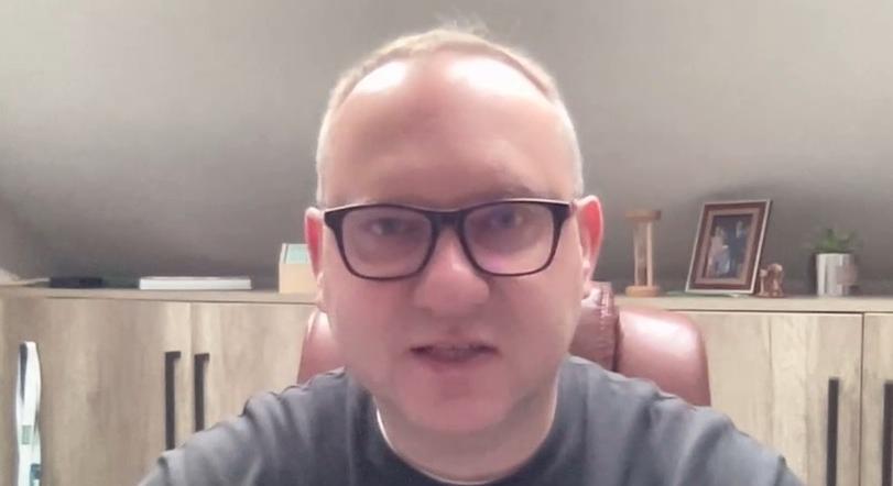 Napindító – Kárpátalján egy dezertőr kocsijával áttört az ukrán-magyar határon  videó