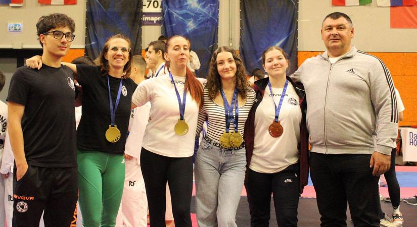 Monoron is megmutatták erejüket a Békés vármegyei taekwon-dosok