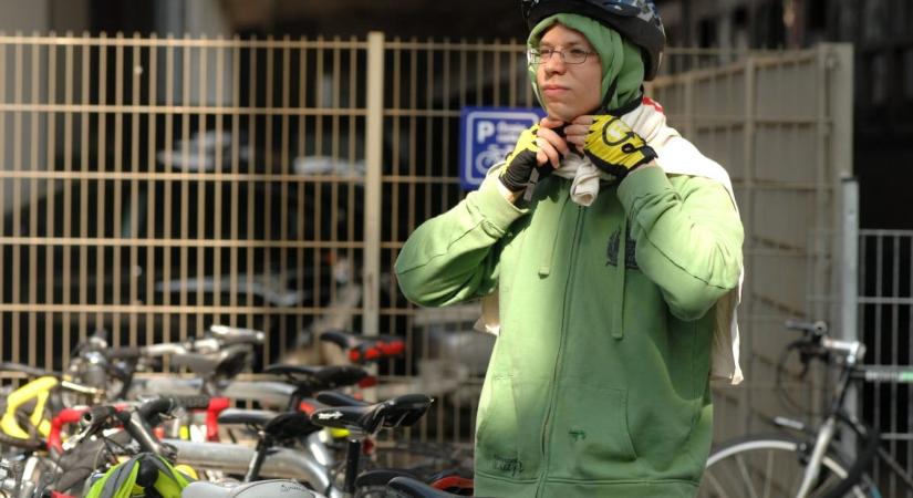 Felháborodást váltott ki Hollandiában a kötelező kerékpáros bukósisak terve