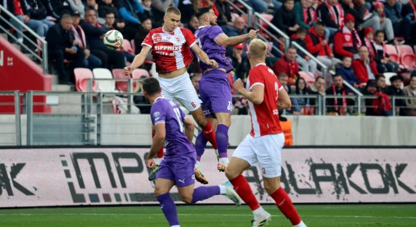 A bemelegítés után hányt az Újpest játékosa, mégis könyörgött, hogy játszhasson