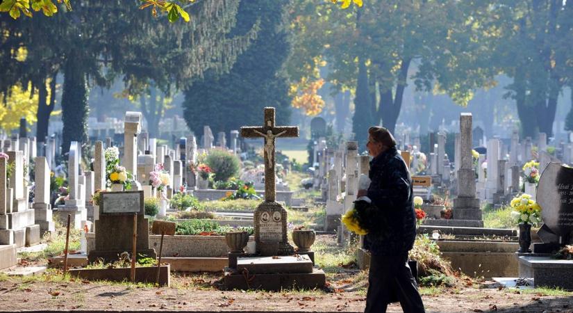 Miért tiltották évszázadokon át a hamvasztást? Utánajártunk a temetkezés elfeledett titkainak