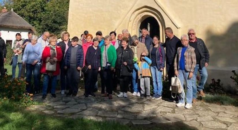 Szeiler Jánosné és az összetartó társaság újra barangolt