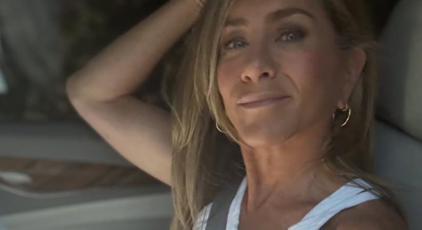 Jennifer Aniston szerelmes fotóján pörög most a net – így öleli születésnapos kedvesét