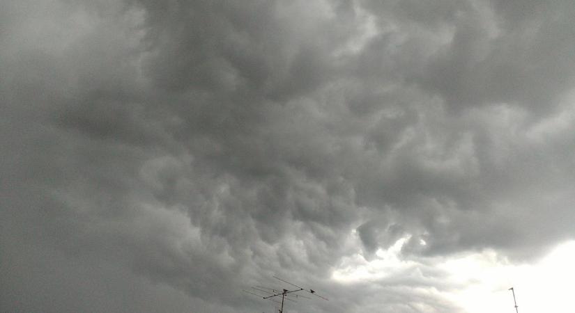 Ismét borúlátóbbak a magyar cégvezetők