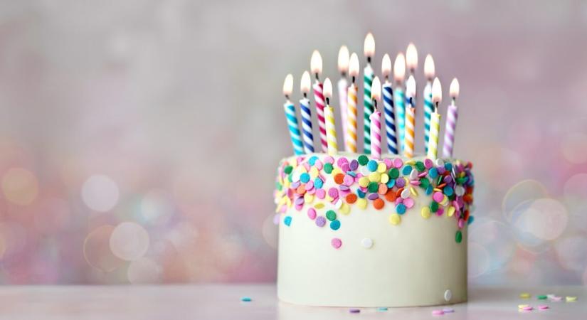 Ledöbbent anyuka – egy másik szülő pénzt kér, hogy részt vehessenek a gyereke születésnapján