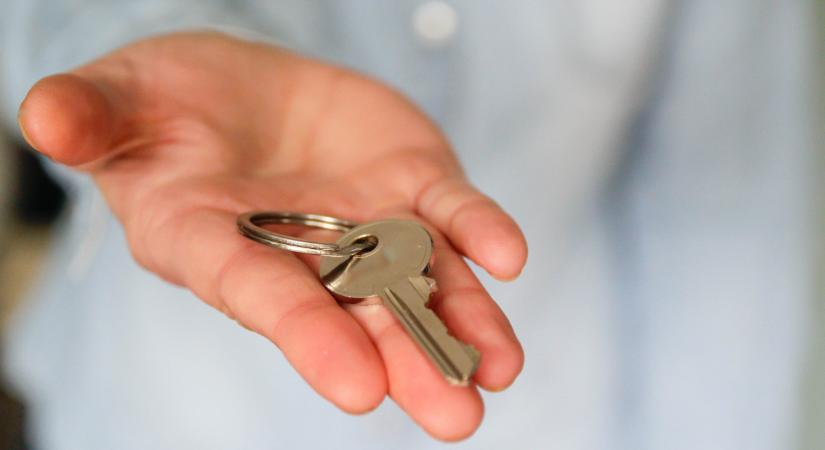 Irdatlan lakáskatasztrófa ütött be: milliókat érint a válság, visszafordíthatatlannak tűnik a folyamat