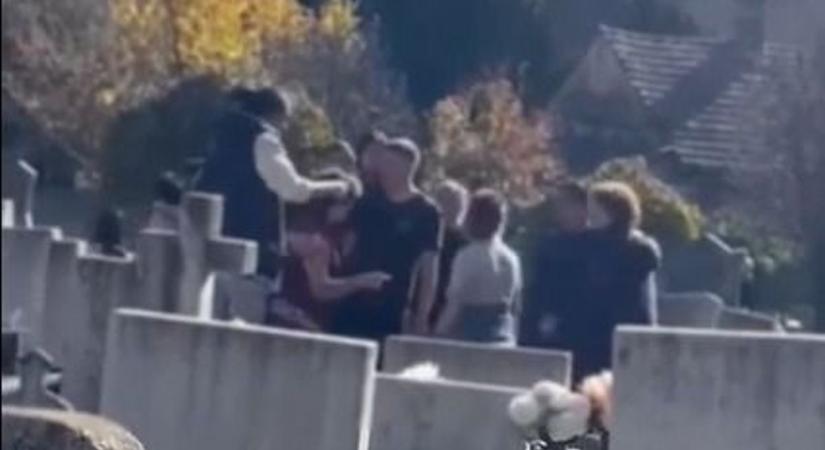 Nyomoz a rendőrség: tettlegességig fajult a konfliktus a Keleti Temetőben