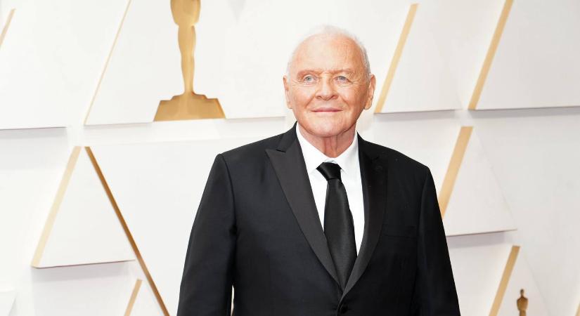 Anthony Hopkins felesége autizmust sejt férjénél, ám a színész nem kér ezekből a „címkékből”