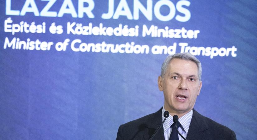 Lázár János: A Strabag lassan egy éve keseríti meg a borsodiak életét nap, mint nap az általa okozott közlekedési káosszal