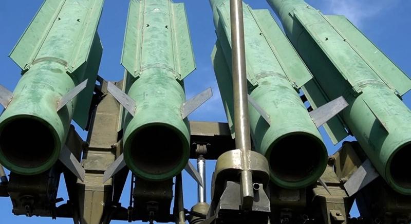 Ukrán légierő: tucatnyi rakétával és több mint 130 drónnal támadott éjjel ukrajnai célpontokat az orosz hadsereg