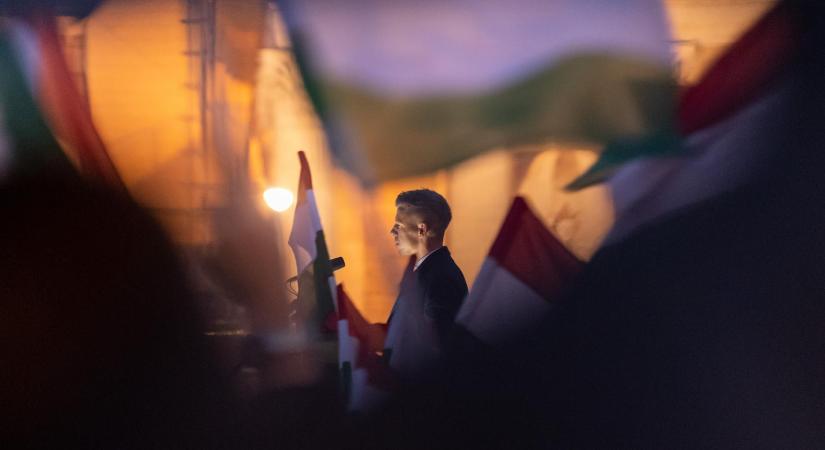 Magyar Péter megszólalt a Tisza Világ applikációját ért hackertámadásról, változik a képviselőjelöltek kiválasztásának a módja