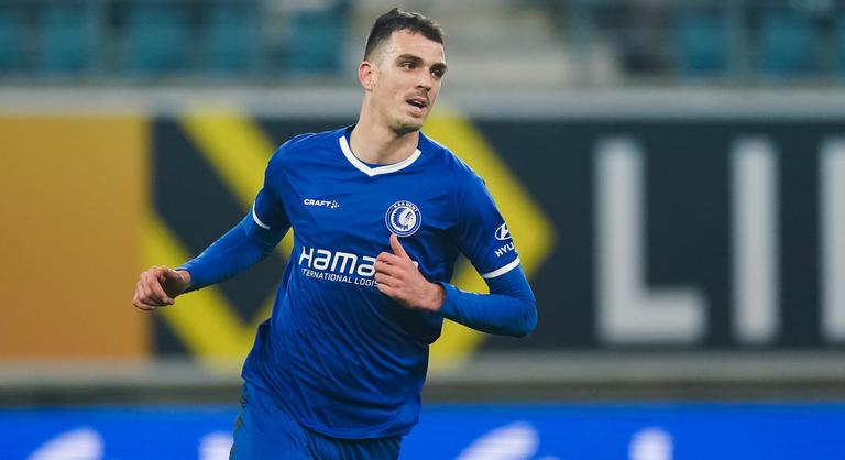 Egy noname szerb vezeti az Aranycipő-versenyt Haaland és Mbappé előtt