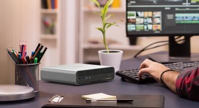 Gyors, rugalmas, megbízható – így dolgozik a QNAP legújabb NASbookja