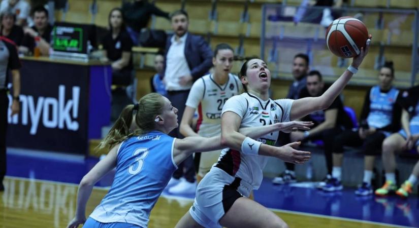 Asszisztáltak az iskolajátékhoz a hazaiak