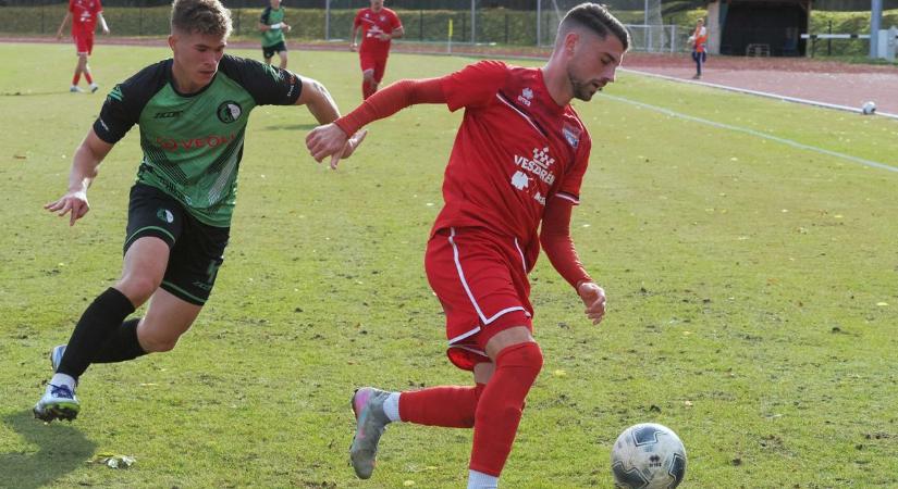 Korábbi edzőjük csapatától kaptak ki