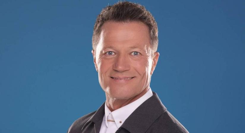 Stohl András kislánya már 3 éves: Bella tüneményes a göndör fürtjeivel