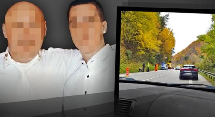 Halott fia mellett ment el autójával az apa