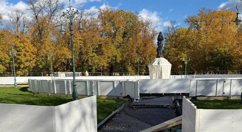 Így fest a magasból a készülő egri korcsolyapálya