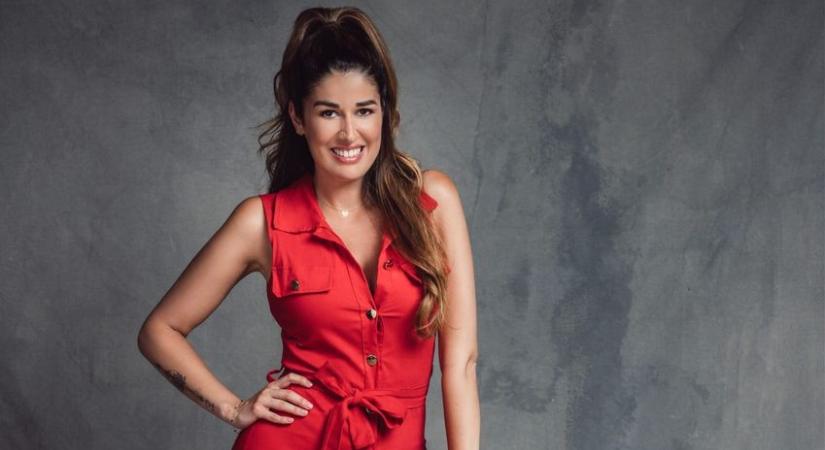 Könnyekben tört ki a magyar énekesnő: nem akar az anyja sorsára jutni!