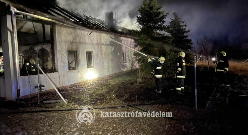 Kegyeleti gyertya okozhatott halálos tüzet a hétvégén
