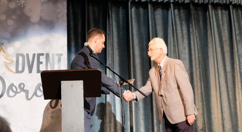 Jelöléseket várnak a Dorogiak Dorogért díjra