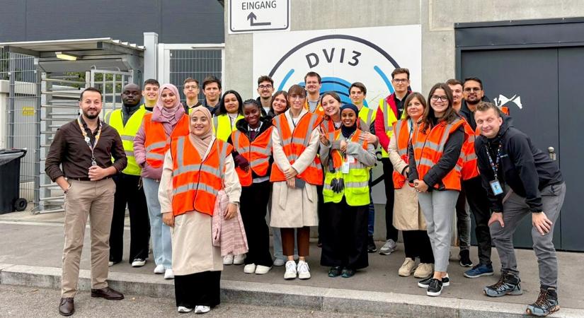 Lenyűgöző élményben volt részük: így működik belülről az Amazon birodalma