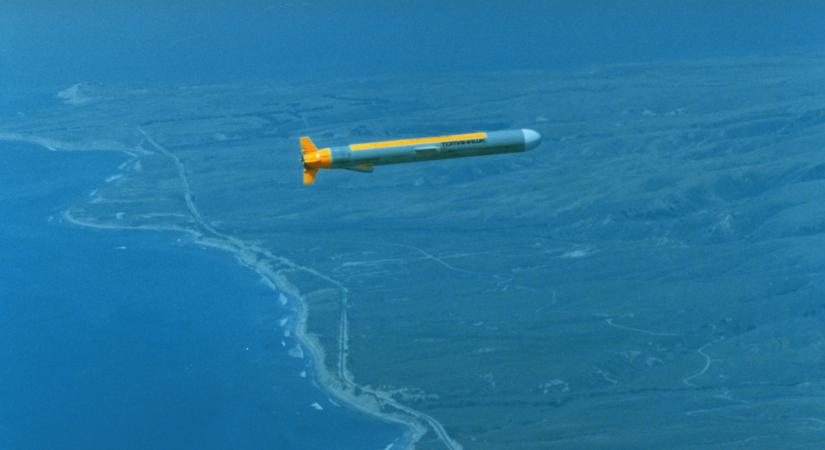 Trump kijelentette, hogy egyelőre nem fontolgatja a Tomahawk rakéták átadását Ukrajnának